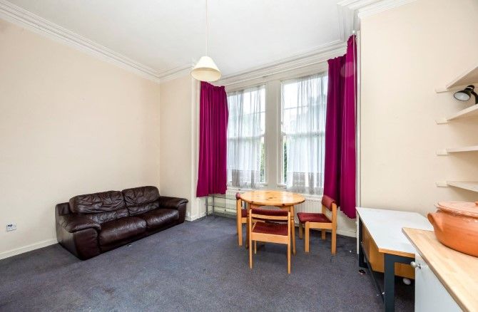 Property photo 3 of 28