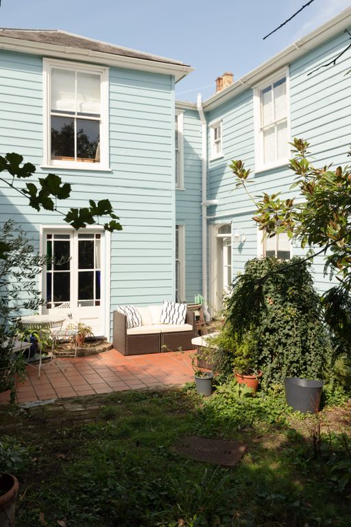 Property photo 2 of 47