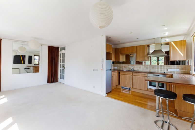 Property photo 3 of 11 Kitchen/Sitting Room