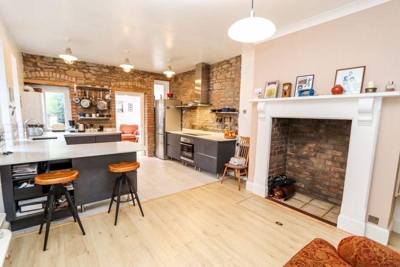 Property photo 2 of 12 Open Plan Living