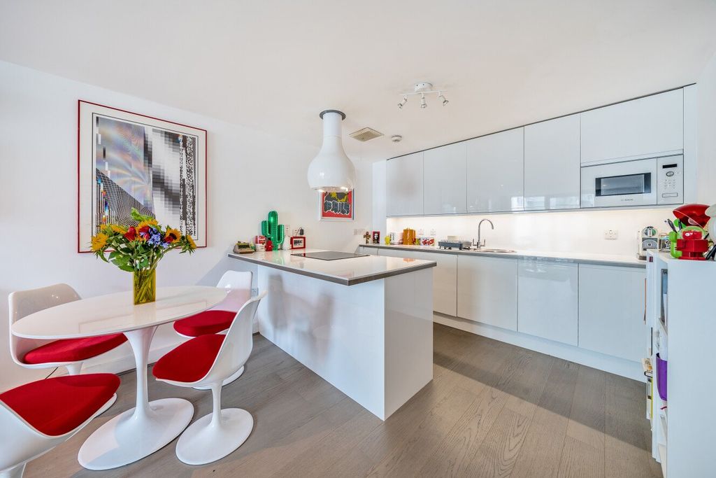 Property photo 2 of 15 Picture No. 08