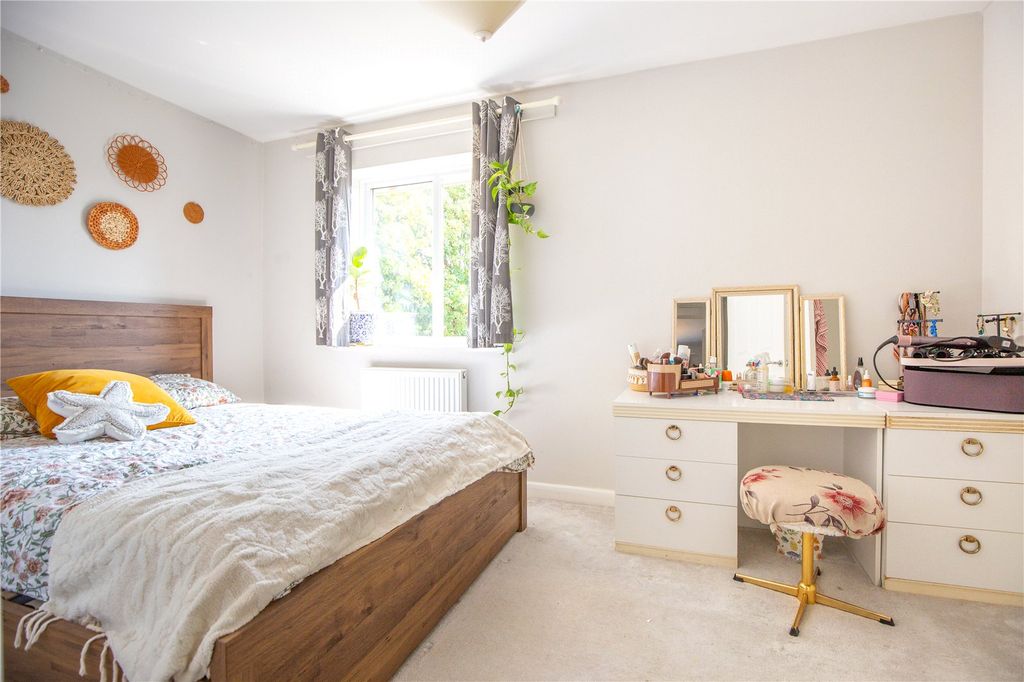 Property photo 3 of 18 Picture No. 27