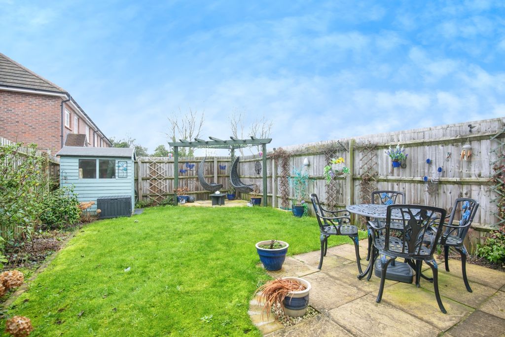 Property photo 2 of 18 1c39A80B-Mw-10362