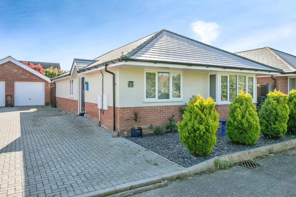 Property photo 2 of 15