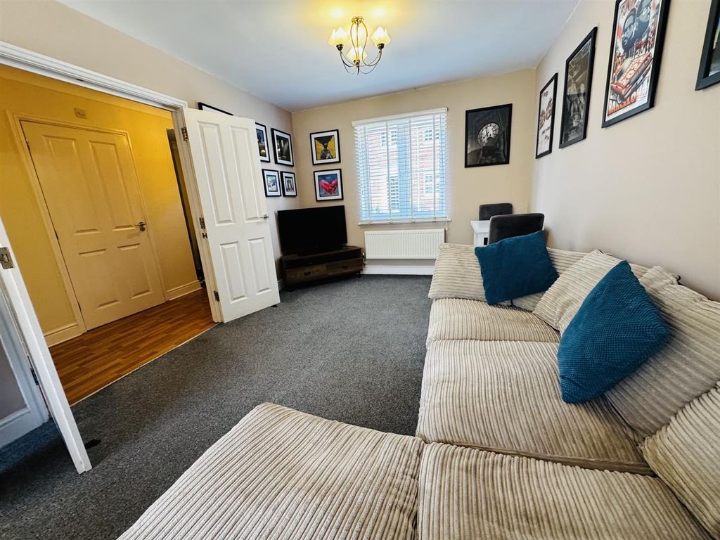 Property photo 2 of 20 Open Plan Kitchen/Diner/Family Space: