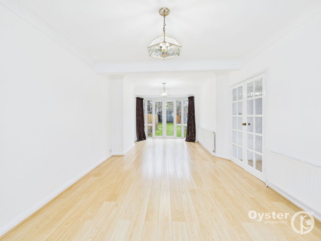 Property photo 2 of 12 Reception