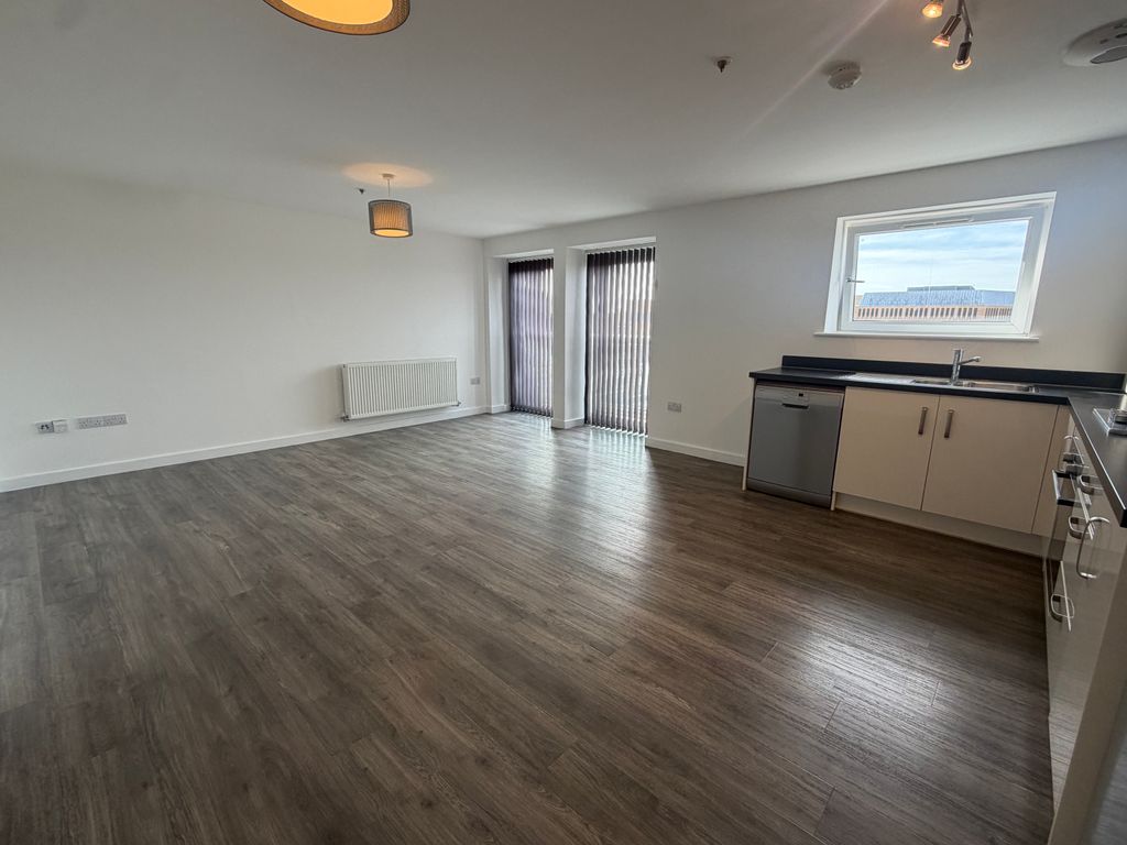 Property photo 3 of 9 Living Area