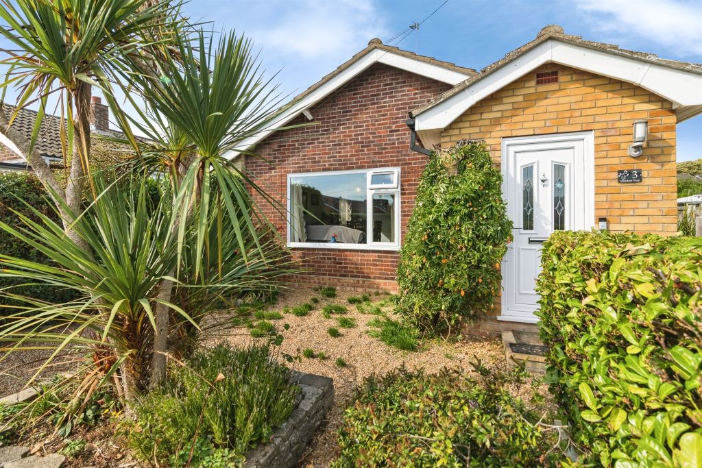 Property photo 2 of 18