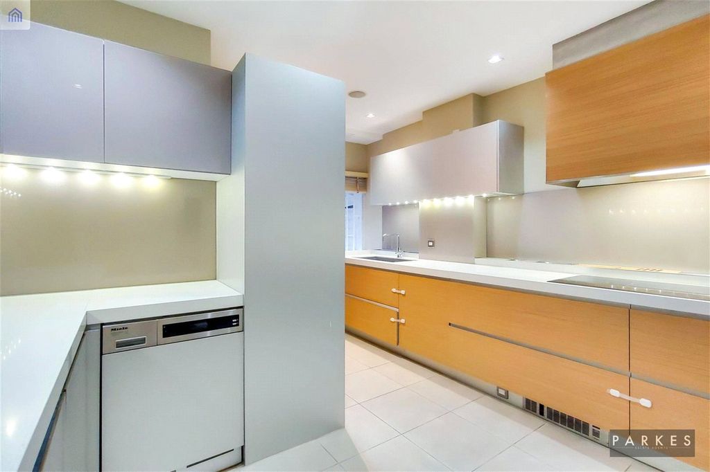 Property photo 3 of 15 Picture No. 22