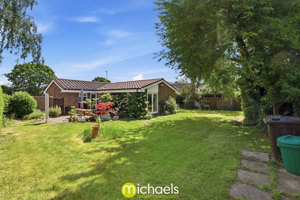 Property photo 2 of 33