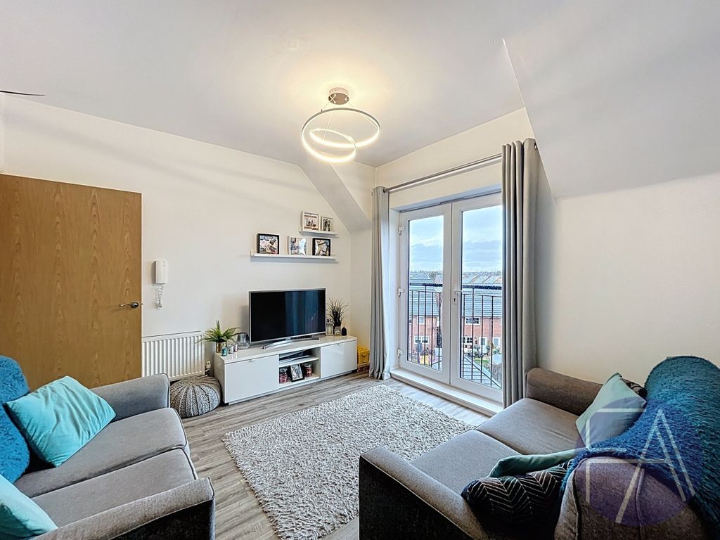 Property photo 3 of 11 4814905