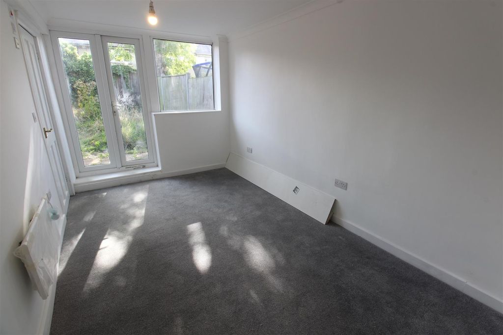 Property photo 3 of 7 Img_6366.Jpg