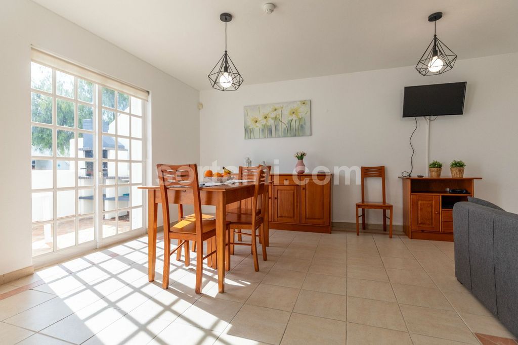 Property photo 2 of 29