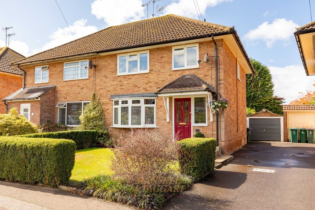 Property photo 1 of 26