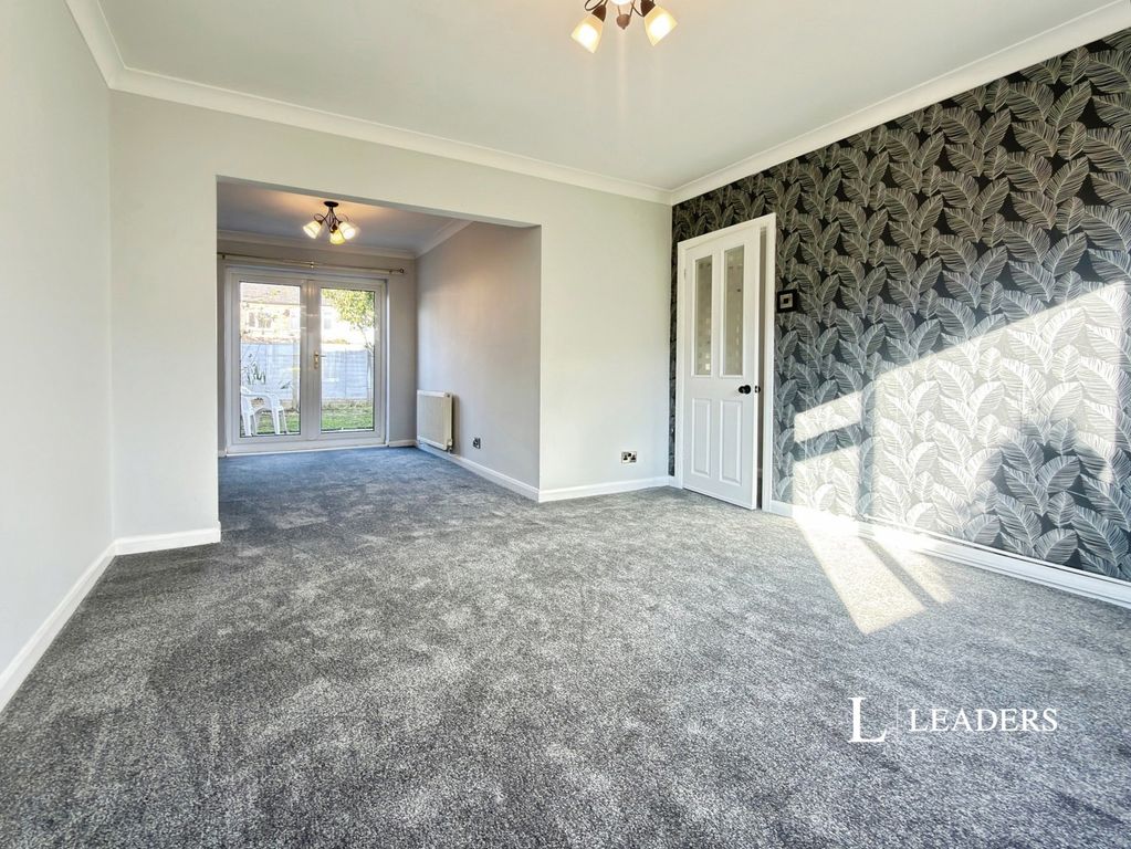 Property photo 3 of 17 Pbox-Img.Jpg