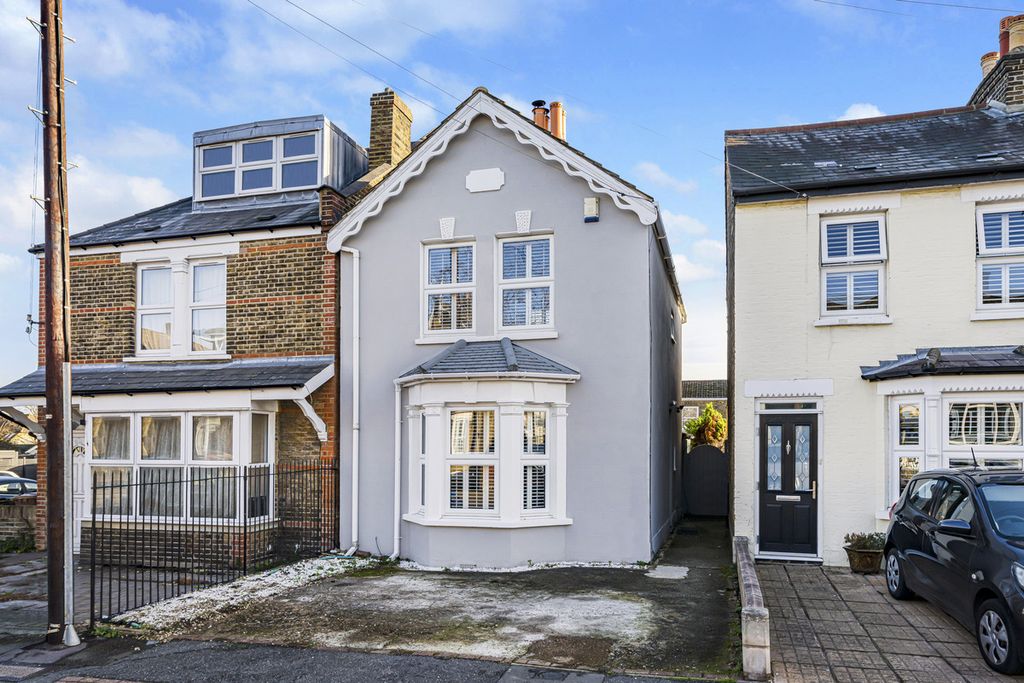 Property photo 1 of 22