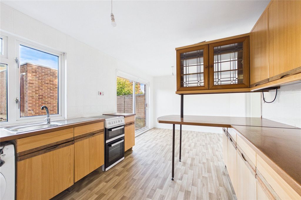 Property photo 3 of 11 Kitchen/Diner