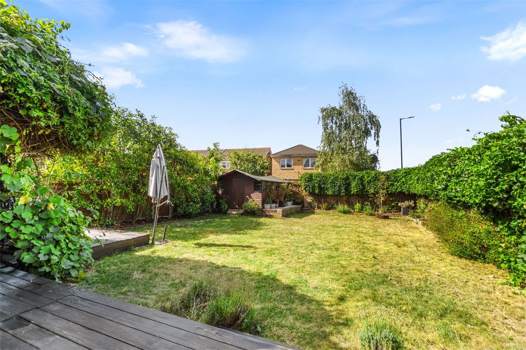 Property photo 2 of 12 Picture No. 20