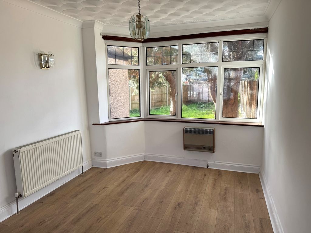 Property photo 3 of 10 Diner