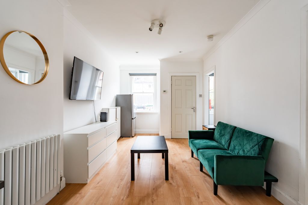 Property photo 3 of 12 Property Image 3