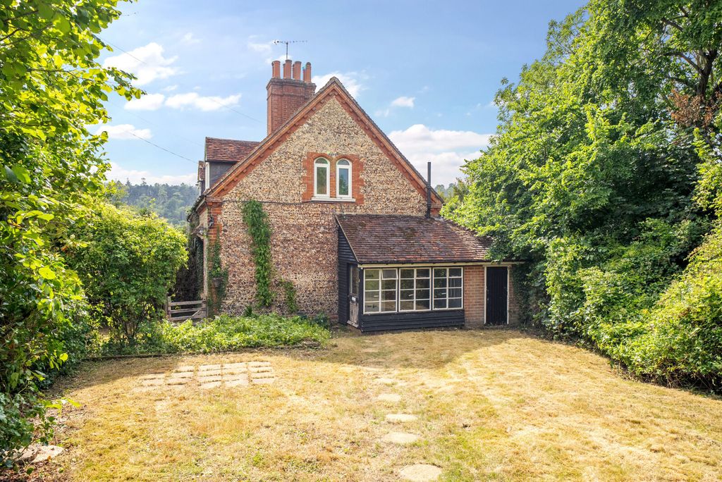 Property photo 1 of 15 1330040-4-6881Da5...