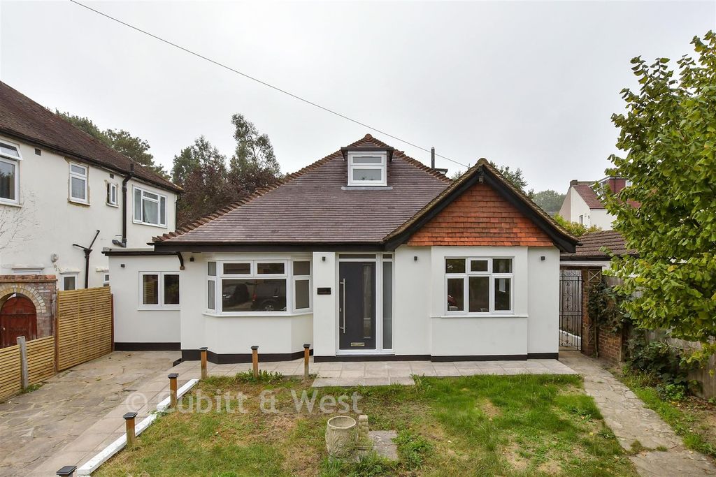 Property photo 1 of 16 External (Web)