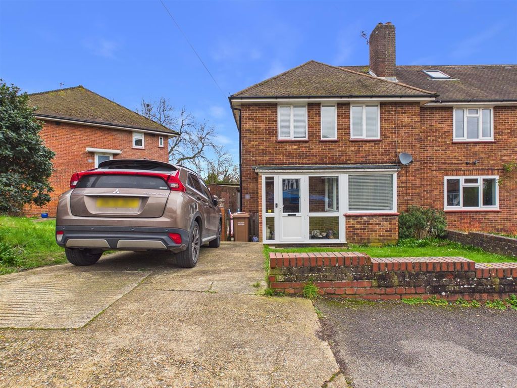 Property photo 1 of 18 Cam02885G0-Pr0573-Still003.Jpg