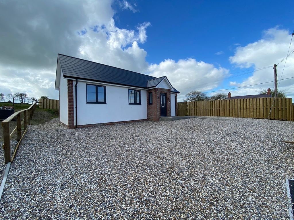 Property photo 3 of 14