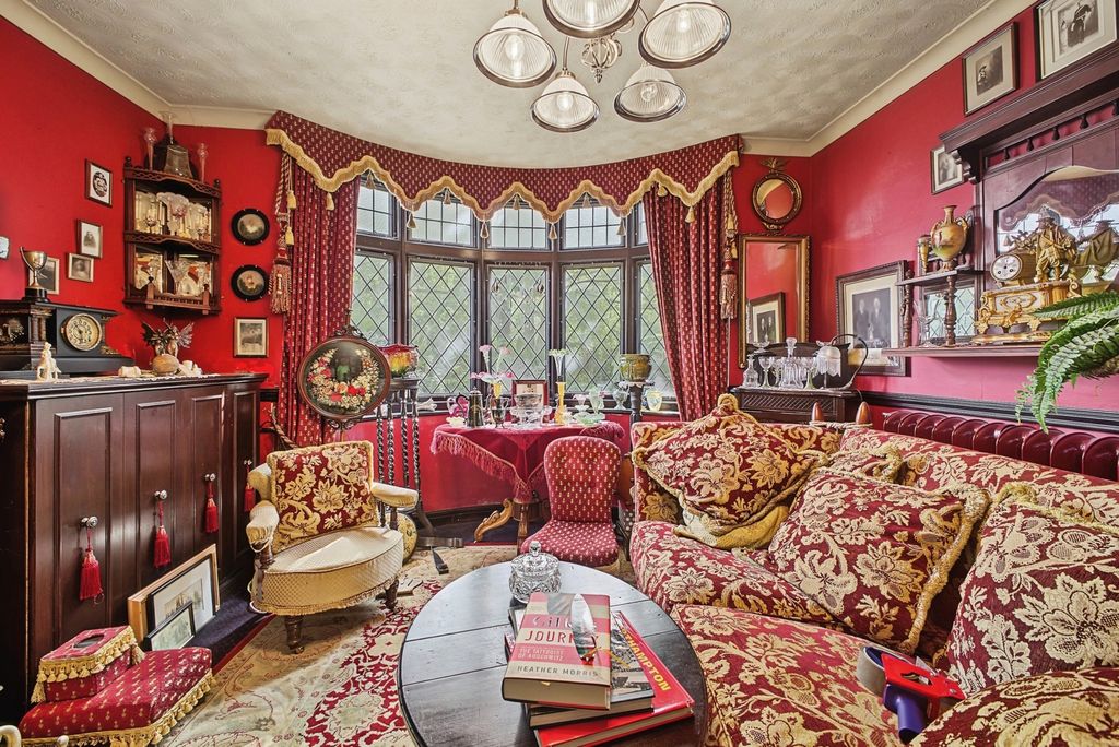 Property photo 3 of 21 Pbox-Img.Jpg