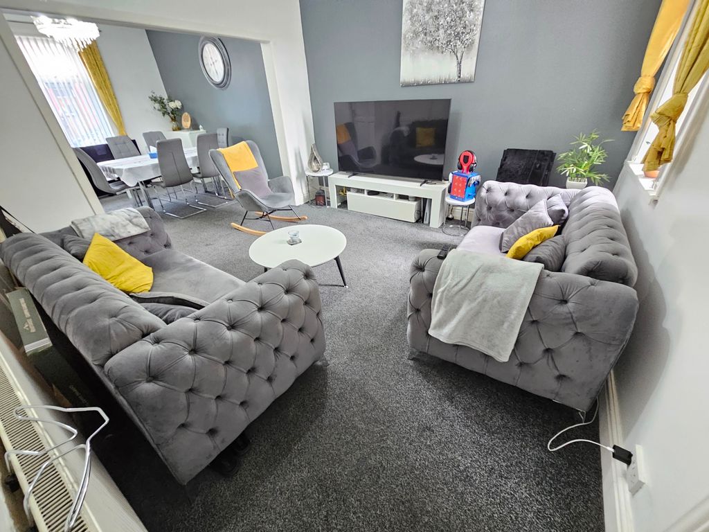 Property photo 2 of 25 20251014_142734