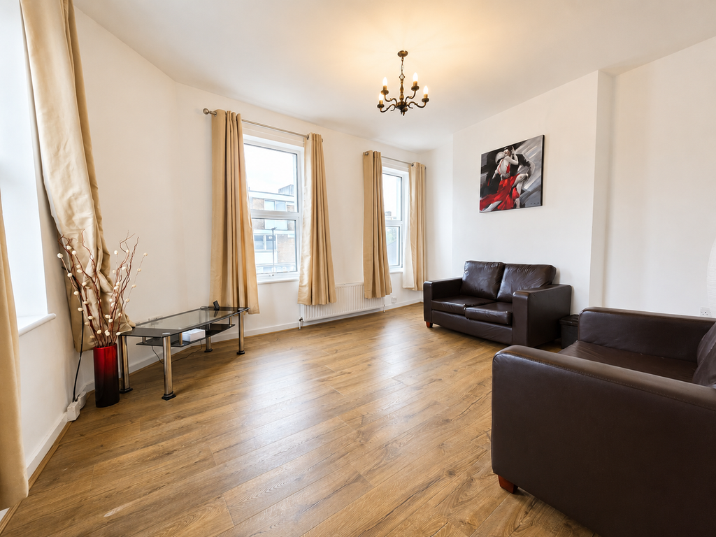 Property photo 2 of 13