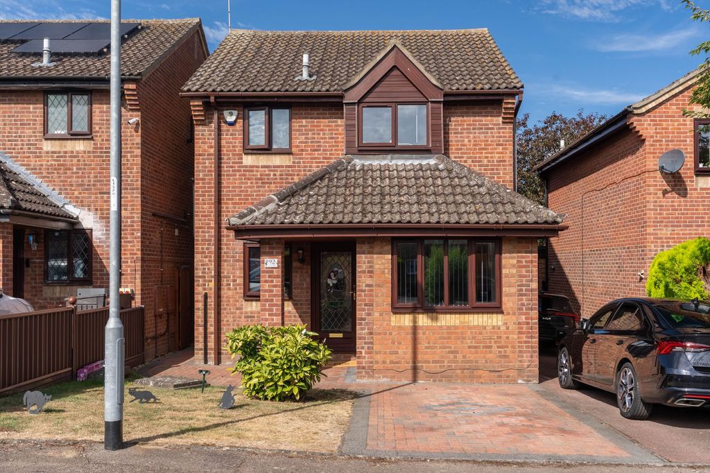 Property photo 1 of 12