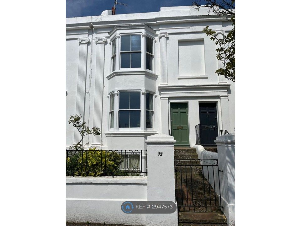 Property photo 2 of 30