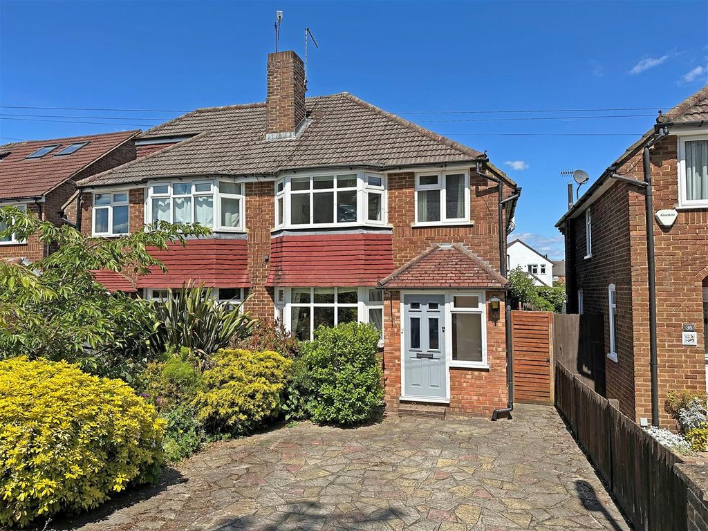 Property photo 1 of 20