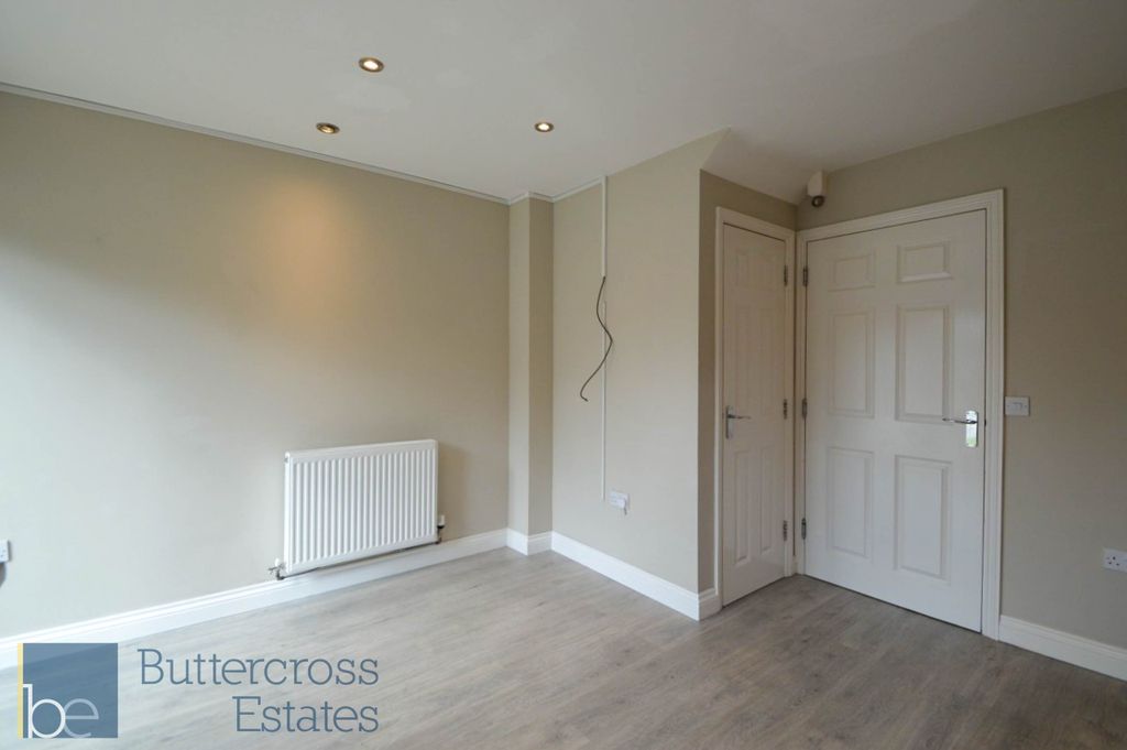 Property photo 2 of 26 Dining Area