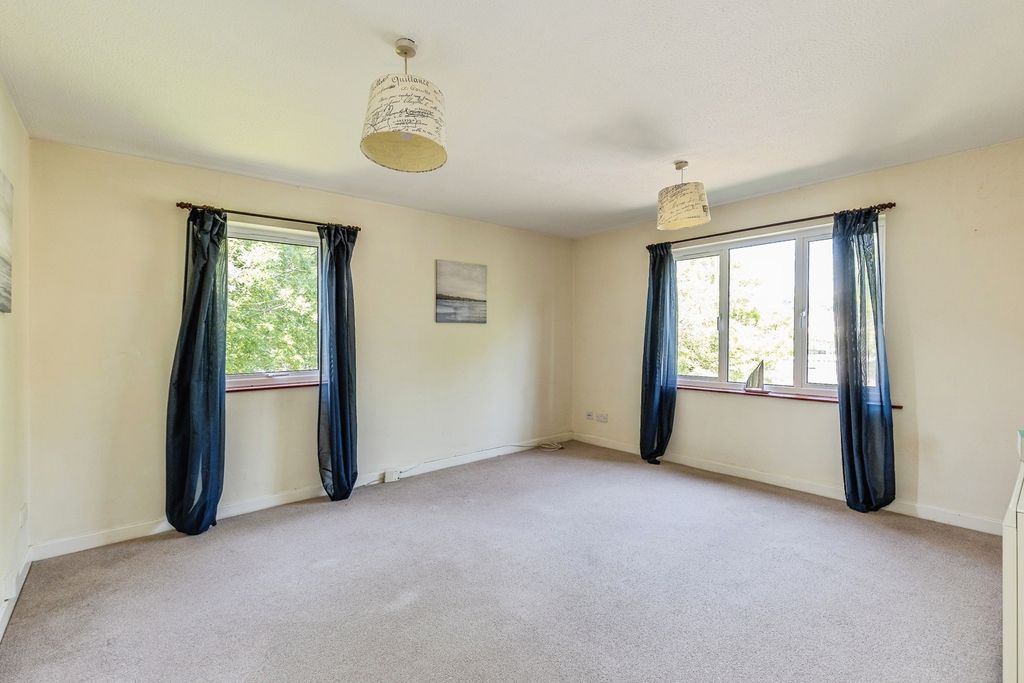 Property photo 3 of 11 Pbox-Img.Jpg