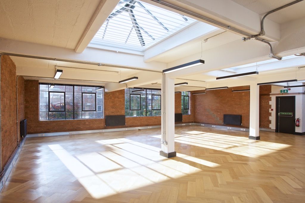 Property photo 1 of 8 Photo 5