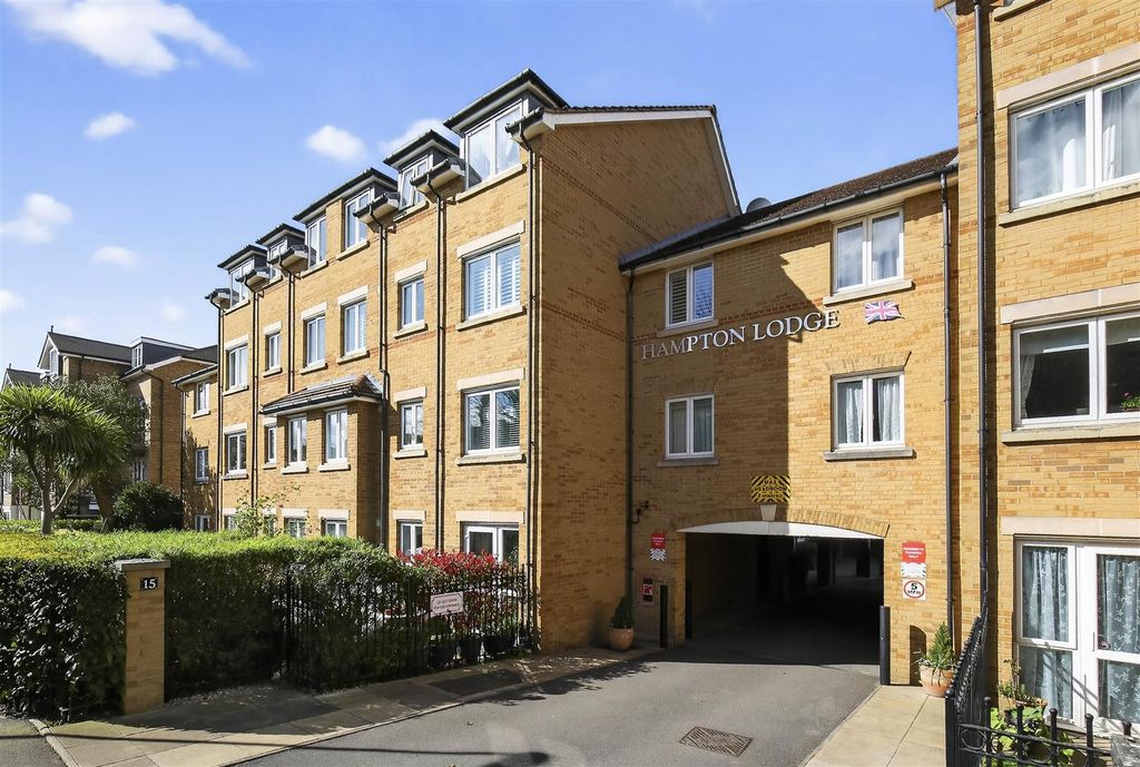 Property photo 1 of 17 1676389179 - Hampton Lodge, Sm2 - 15.Jpg