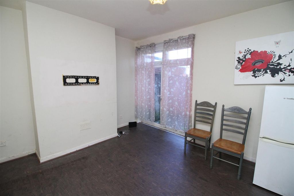 Property photo 3 of 6 Img_3726[1].Jpg