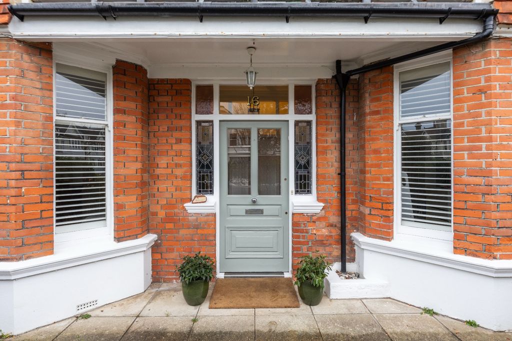 Property photo 2 of 46 5073461