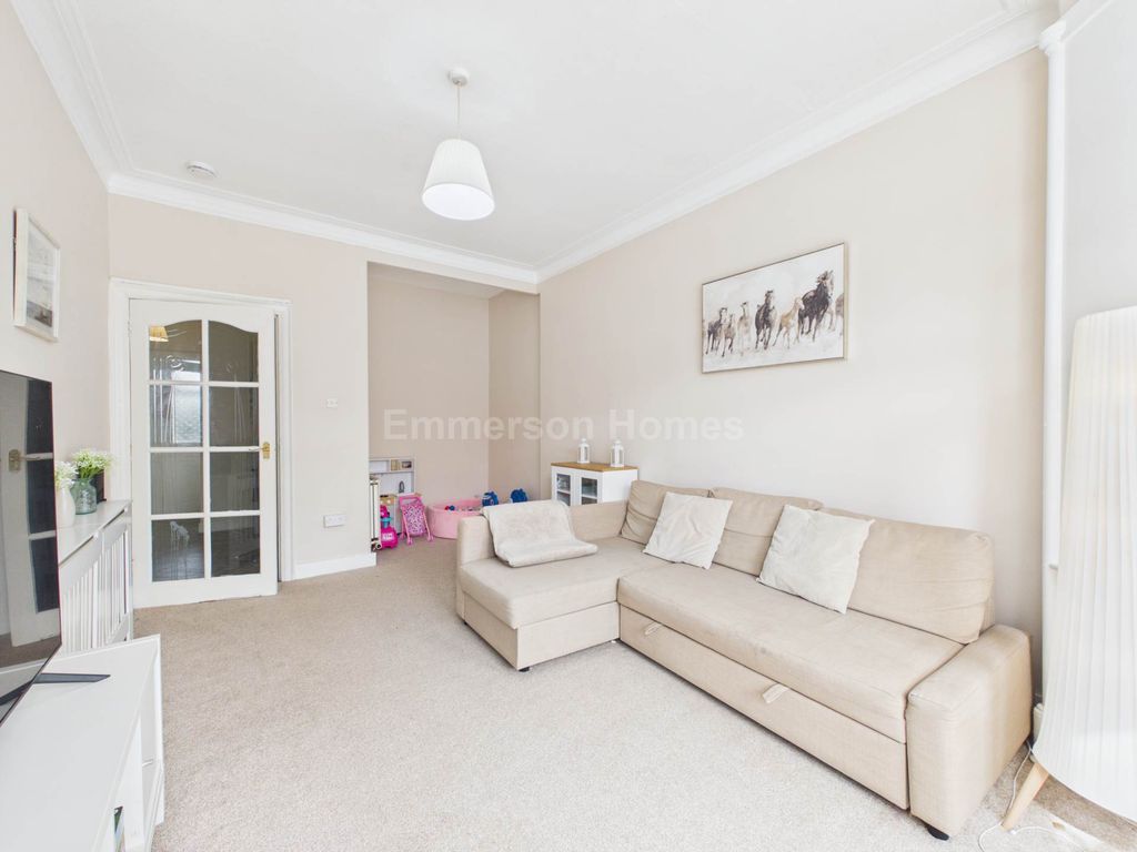 Property photo 2 of 23