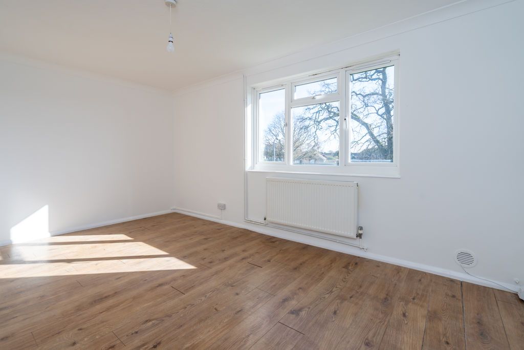 Property photo 3 of 18 Photo 3