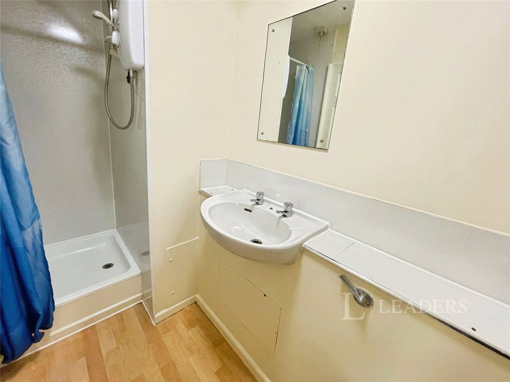 Property photo 3 of 11 Picture No. 17