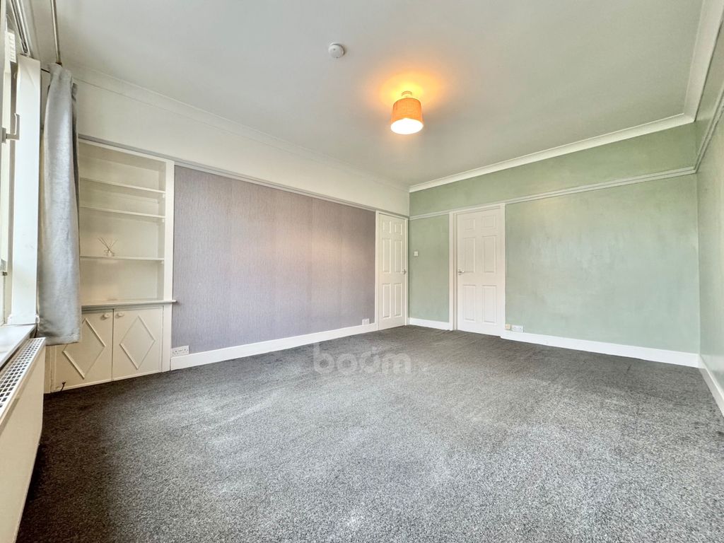 Property photo 2 of 31 Img_5999