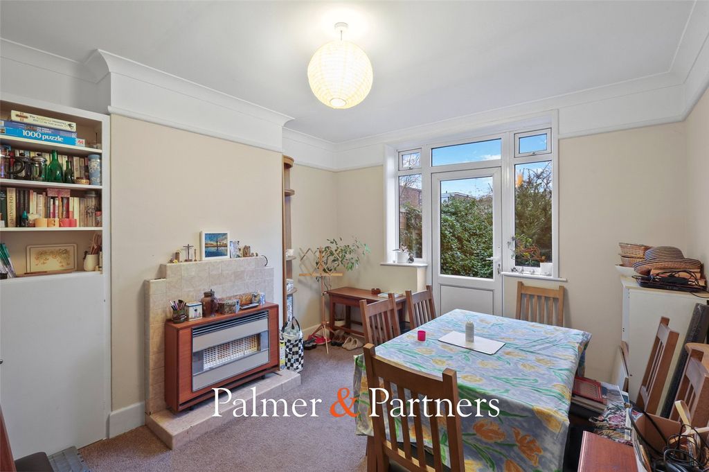 Property photo 3 of 16 Picture No. 02