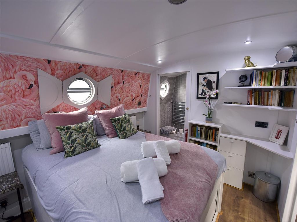 Property photo 3 of 9 The Ww - 22.Jpg