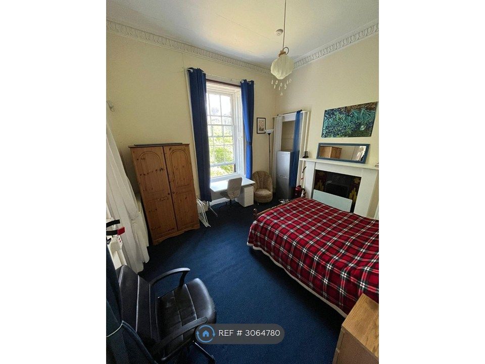 Property photo 1 of 4