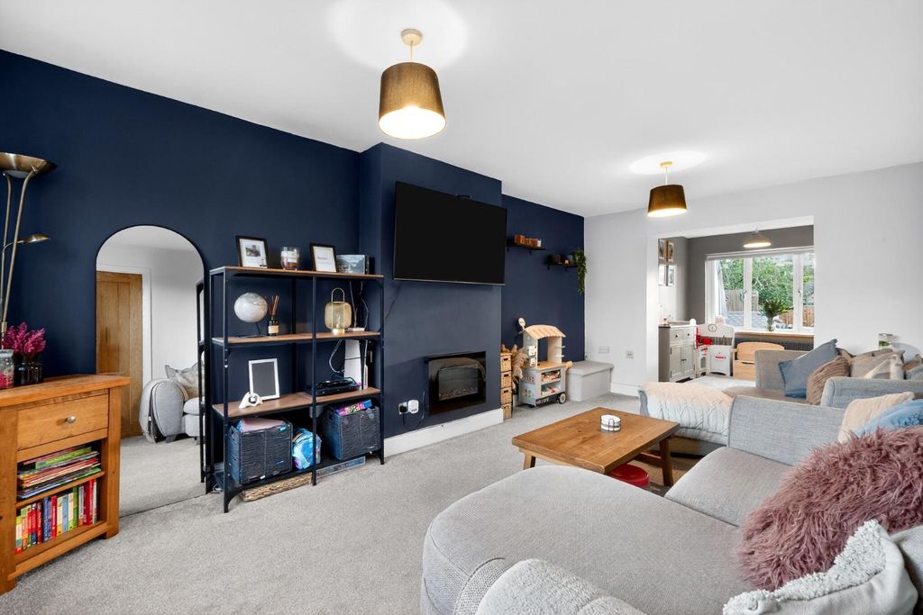 Property photo 2 of 20 Pnmb0643.Jpg