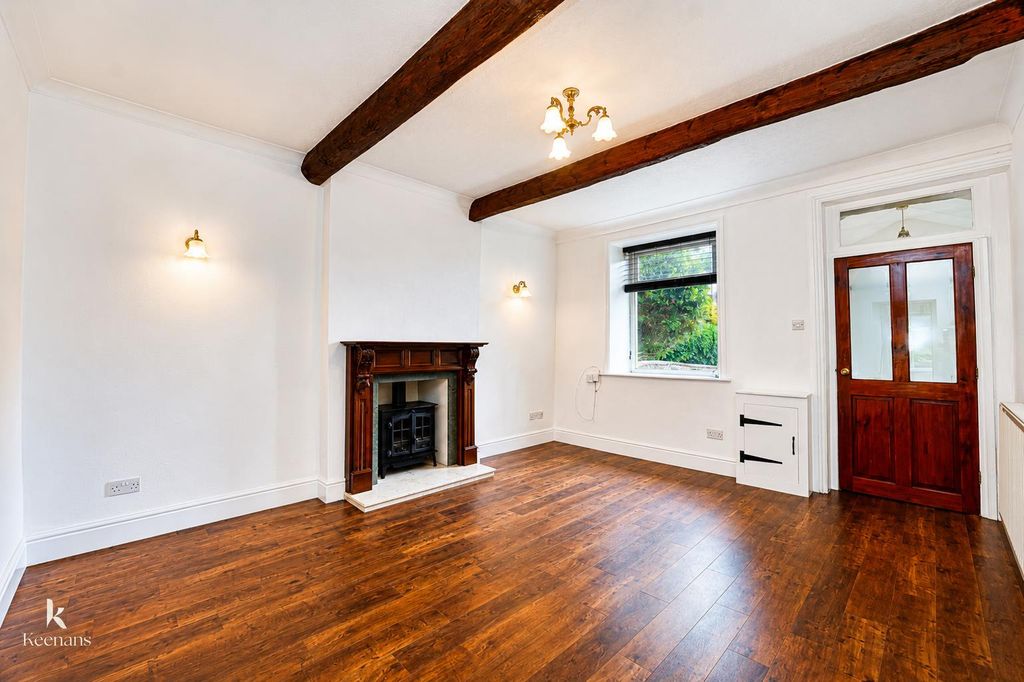 Property photo 2 of 31