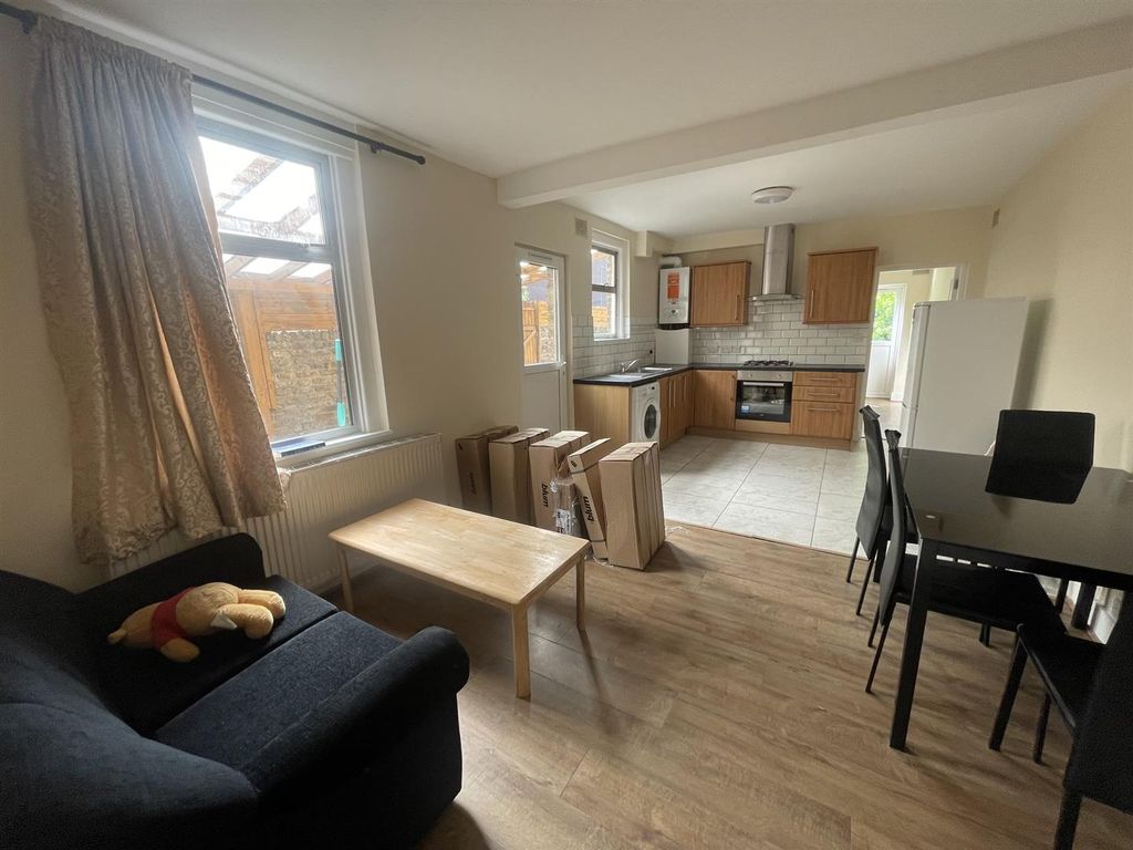 Property photo 3 of 6 Img_8192.Jpeg